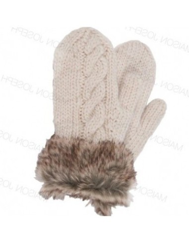 Wool gloves