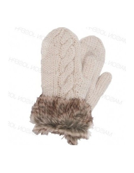 Wool gloves