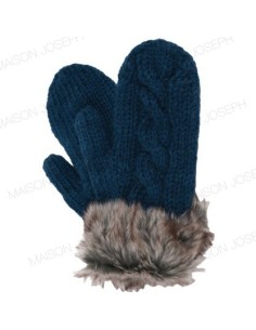 Wool gloves